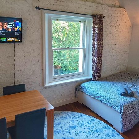 Mezzanine Style Studio Apartment 8 伦敦 外观 照片